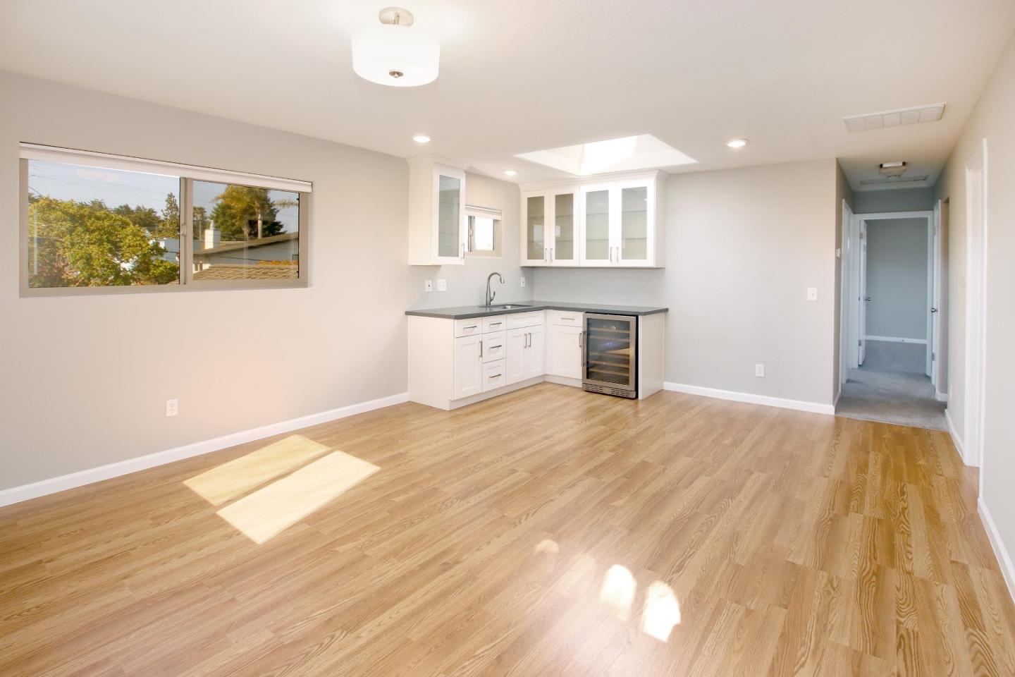 Detail Gallery Image 23 of 34 For 217 Valencia Ave, Aptos,  CA 95003 - 5 Beds | 3 Baths