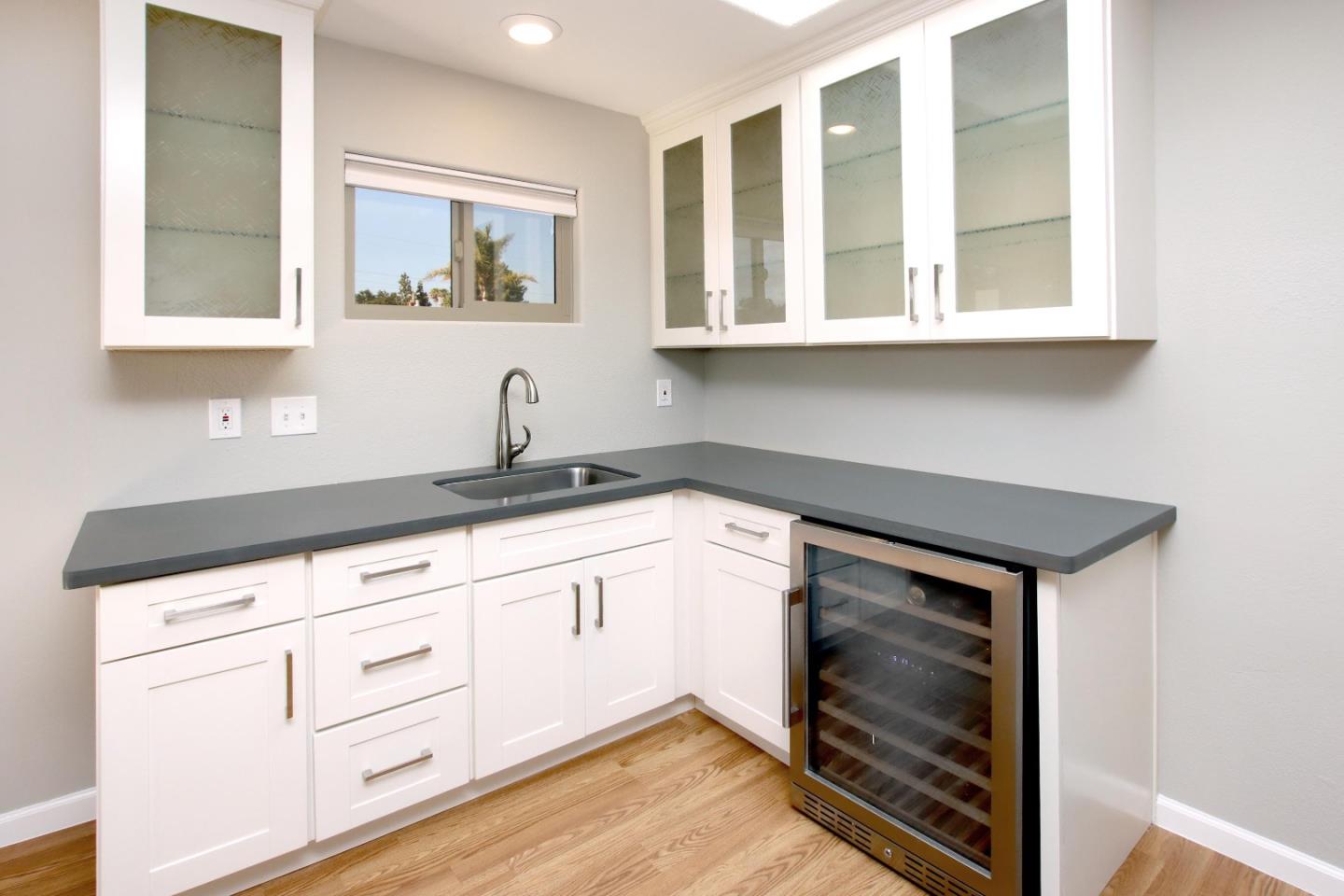 Detail Gallery Image 24 of 34 For 217 Valencia Ave, Aptos,  CA 95003 - 5 Beds | 3 Baths