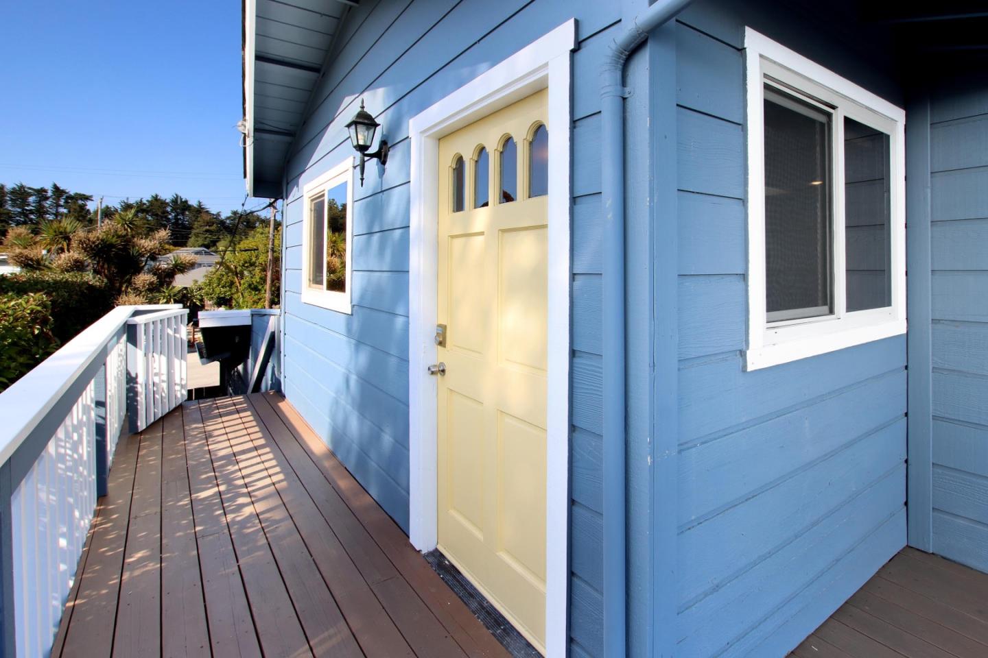 Detail Gallery Image 25 of 34 For 217 Valencia Ave, Aptos,  CA 95003 - 5 Beds | 3 Baths