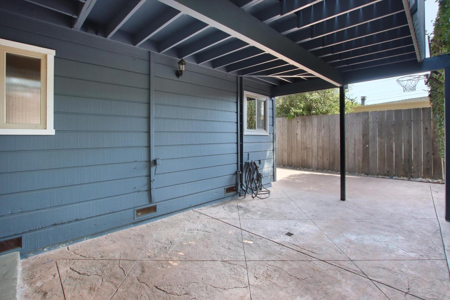Detail Gallery Image 28 of 34 For 217 Valencia Ave, Aptos,  CA 95003 - 5 Beds | 3 Baths