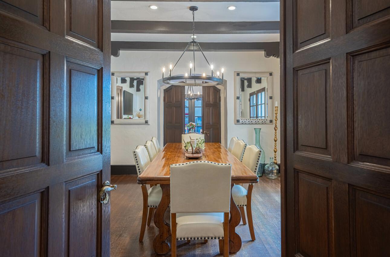Detail Gallery Image 21 of 86 For 1 Santa Lucia Ave, Salinas,  CA 93901 - 6 Beds | 4 Baths