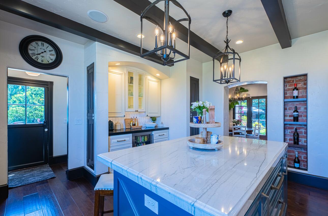 Detail Gallery Image 29 of 86 For 1 Santa Lucia Ave, Salinas,  CA 93901 - 6 Beds | 4 Baths
