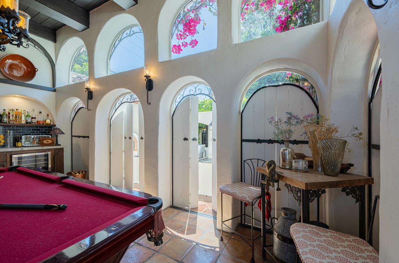 Detail Gallery Image 37 of 86 For 1 Santa Lucia Ave, Salinas,  CA 93901 - 6 Beds | 4 Baths