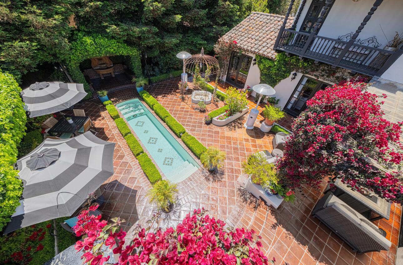 Detail Gallery Image 4 of 86 For 1 Santa Lucia Ave, Salinas,  CA 93901 - 6 Beds | 4 Baths
