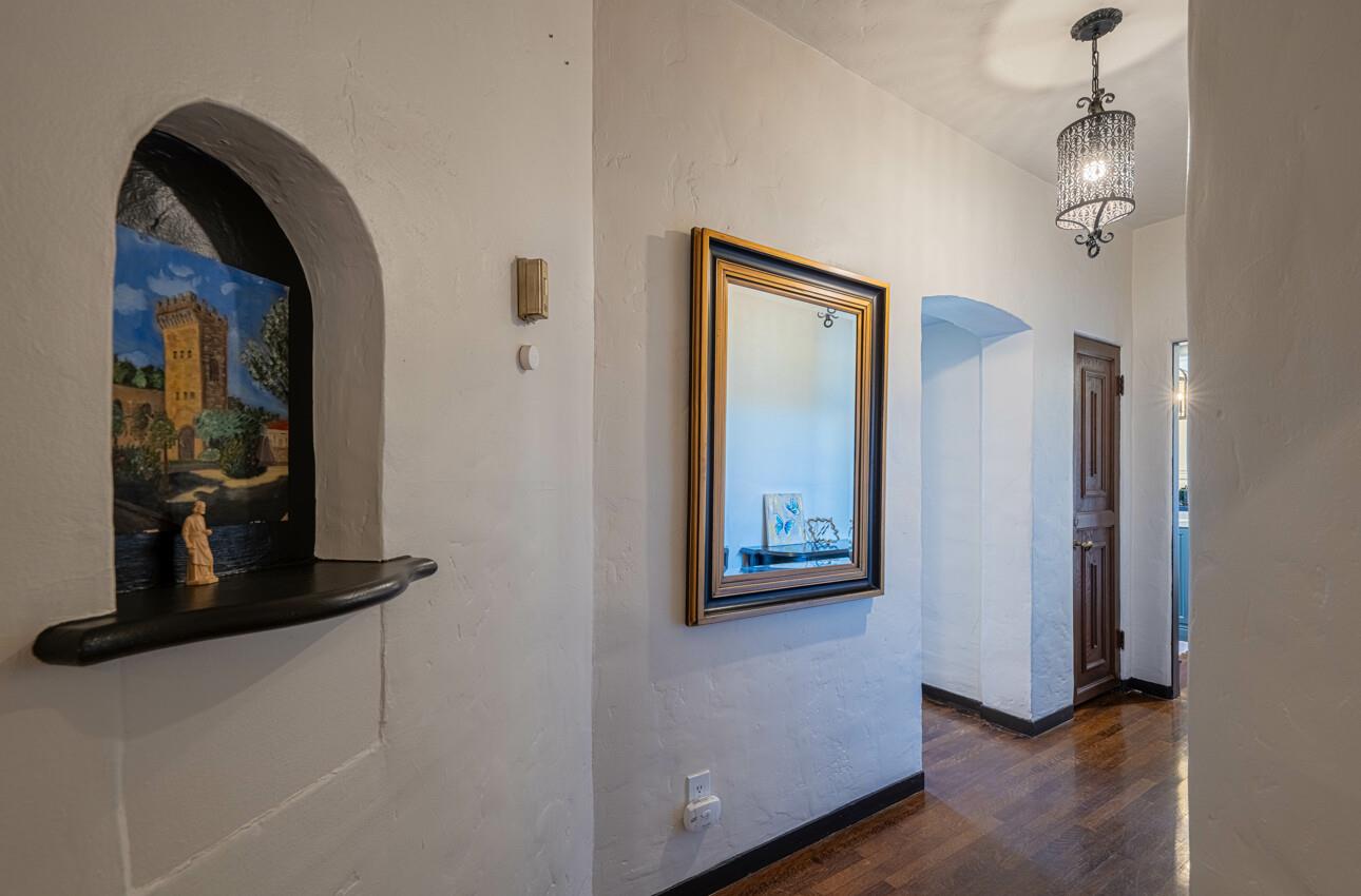Detail Gallery Image 42 of 86 For 1 Santa Lucia Ave, Salinas,  CA 93901 - 6 Beds | 4 Baths