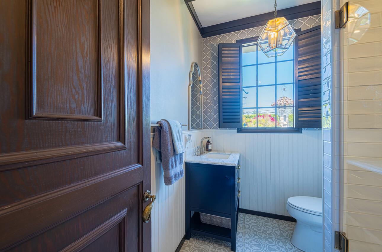 Detail Gallery Image 46 of 86 For 1 Santa Lucia Ave, Salinas,  CA 93901 - 6 Beds | 4 Baths