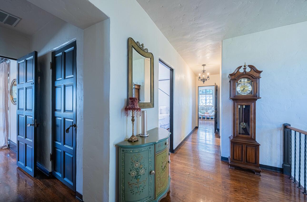 Detail Gallery Image 50 of 86 For 1 Santa Lucia Ave, Salinas,  CA 93901 - 6 Beds | 4 Baths