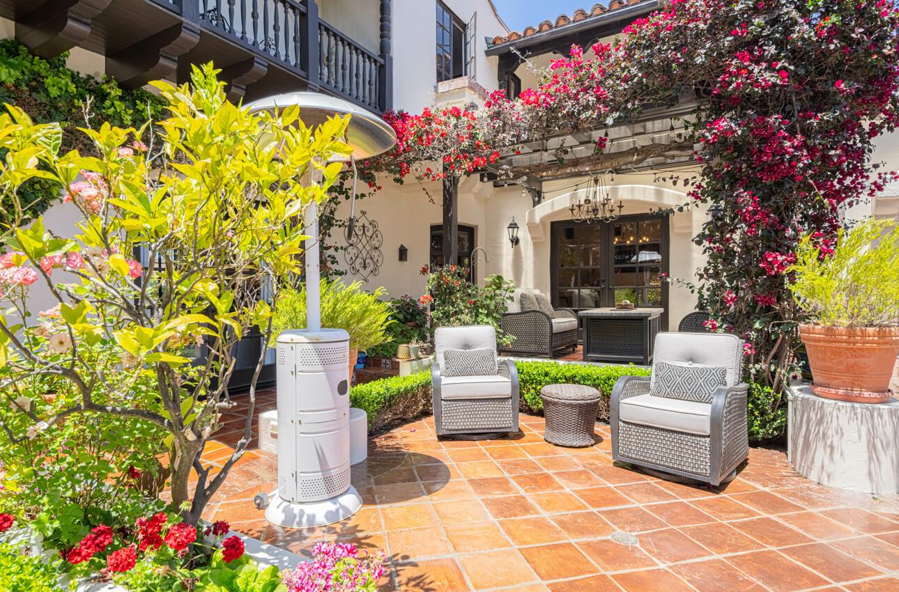 Detail Gallery Image 81 of 86 For 1 Santa Lucia Ave, Salinas,  CA 93901 - 6 Beds | 4 Baths