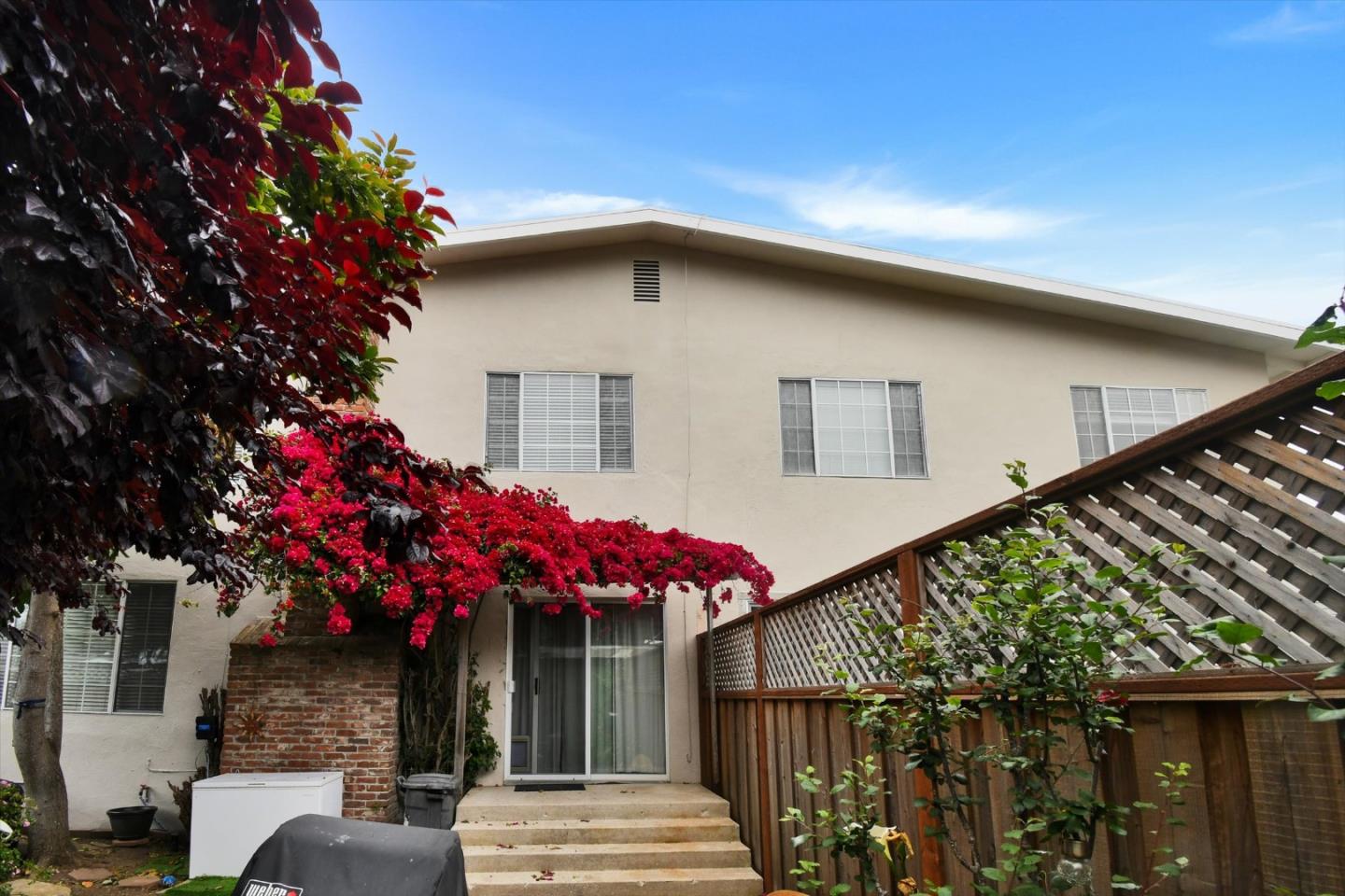 Detail Gallery Image 15 of 57 For 160 Clarendon Rd, Pacifica,  CA 94044 - – Beds | – Baths