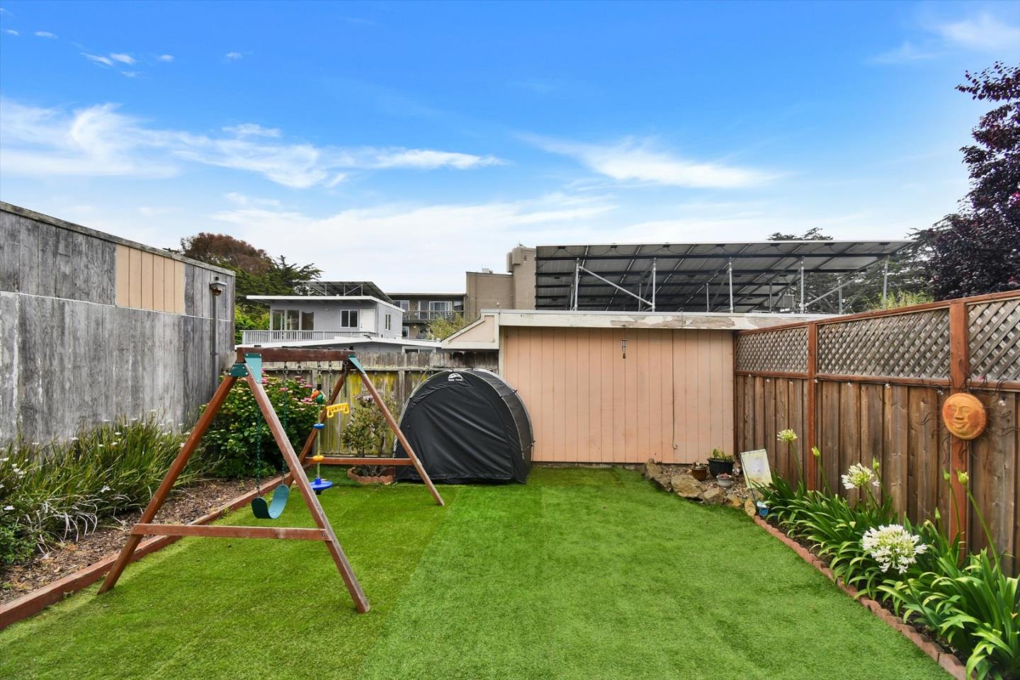 Detail Gallery Image 22 of 57 For 160 Clarendon Rd, Pacifica,  CA 94044 - – Beds | – Baths
