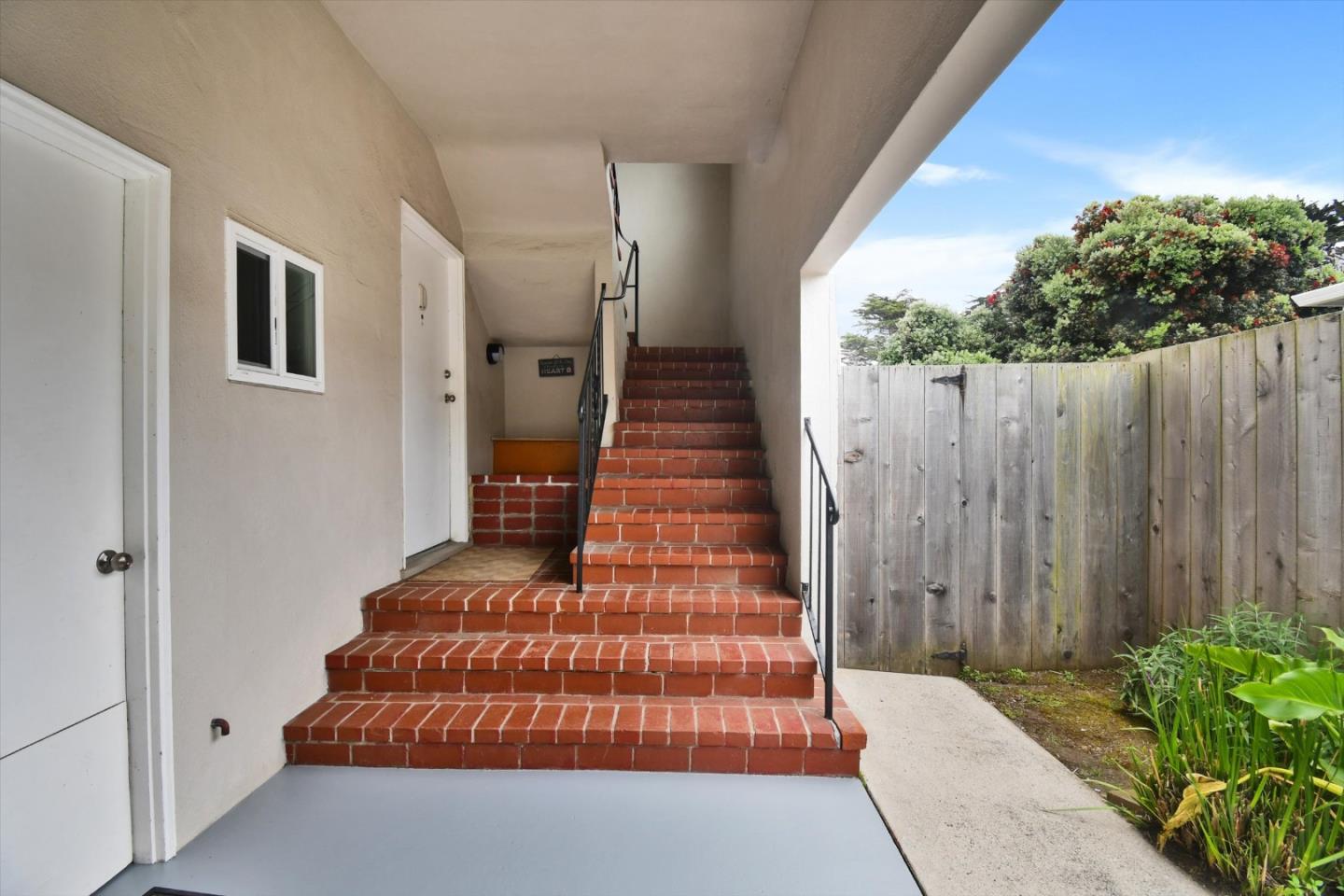 Detail Gallery Image 32 of 57 For 160 Clarendon Rd, Pacifica,  CA 94044 - – Beds | – Baths