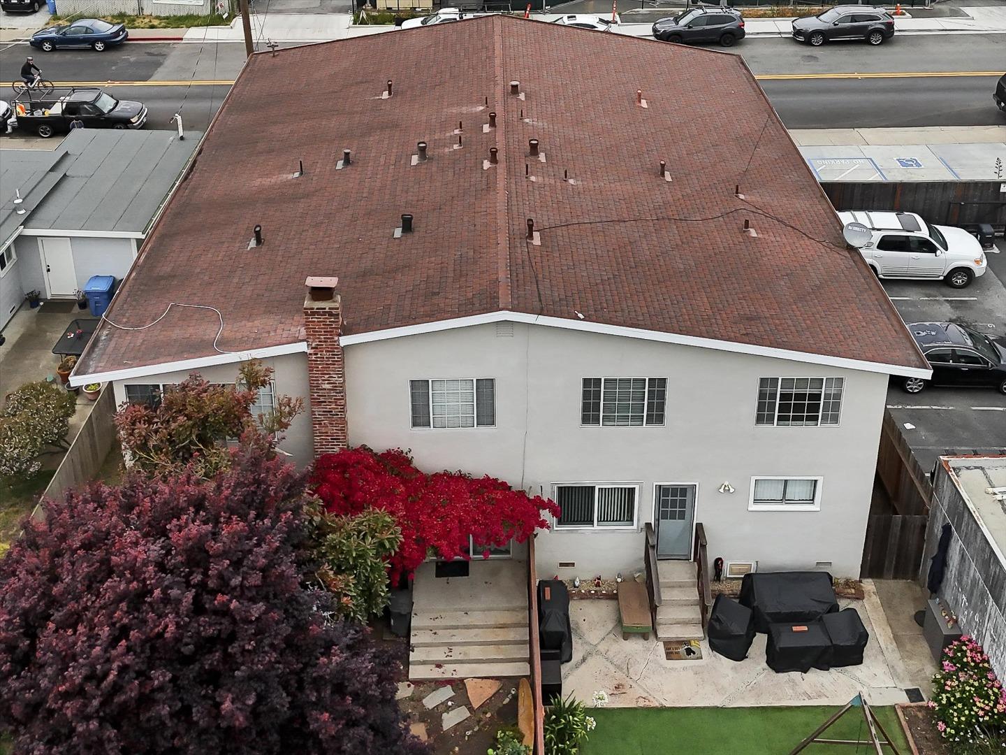 Detail Gallery Image 39 of 57 For 160 Clarendon Rd, Pacifica,  CA 94044 - – Beds | – Baths