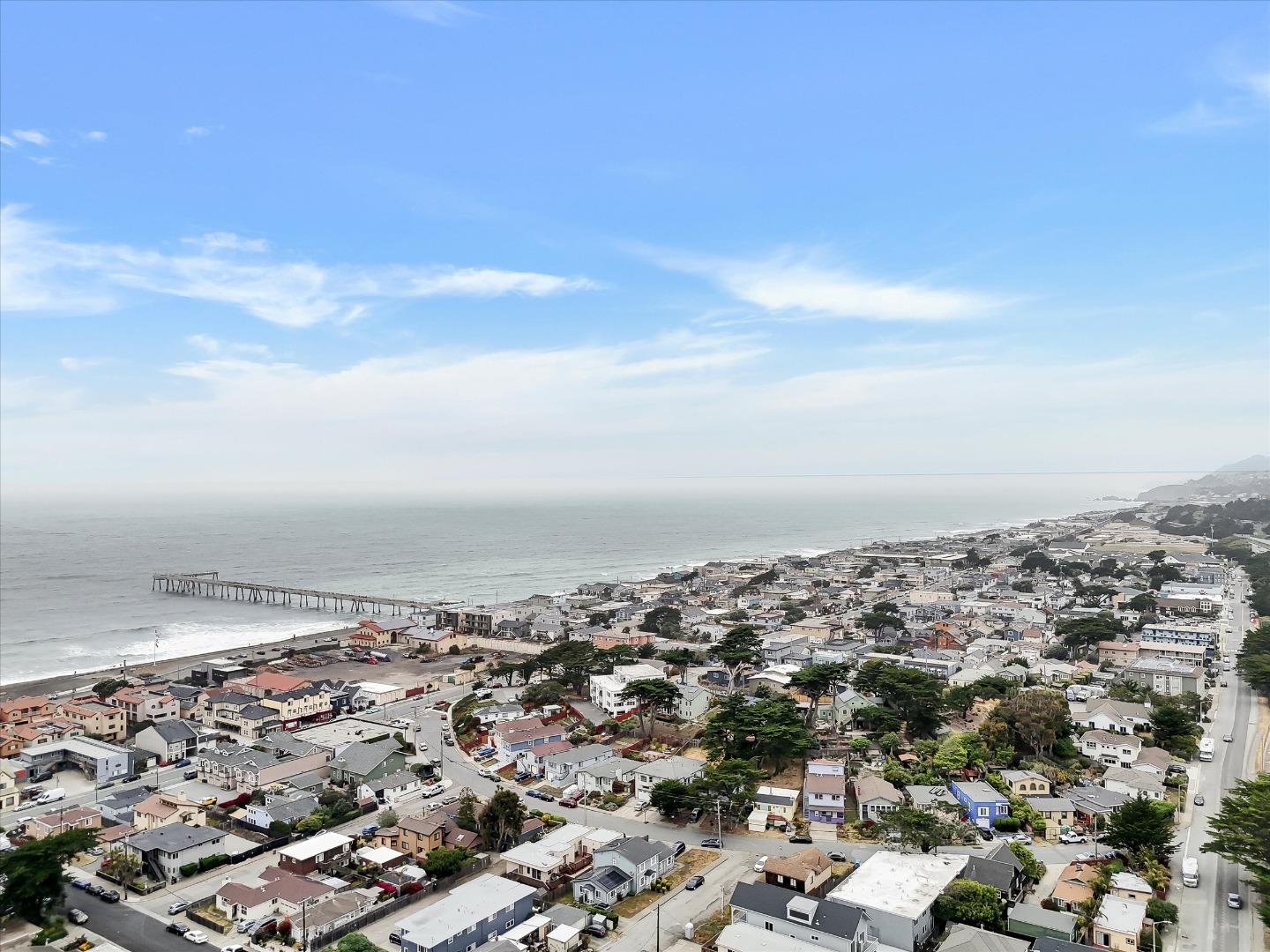 Detail Gallery Image 48 of 57 For 160 Clarendon Rd, Pacifica,  CA 94044 - – Beds | – Baths