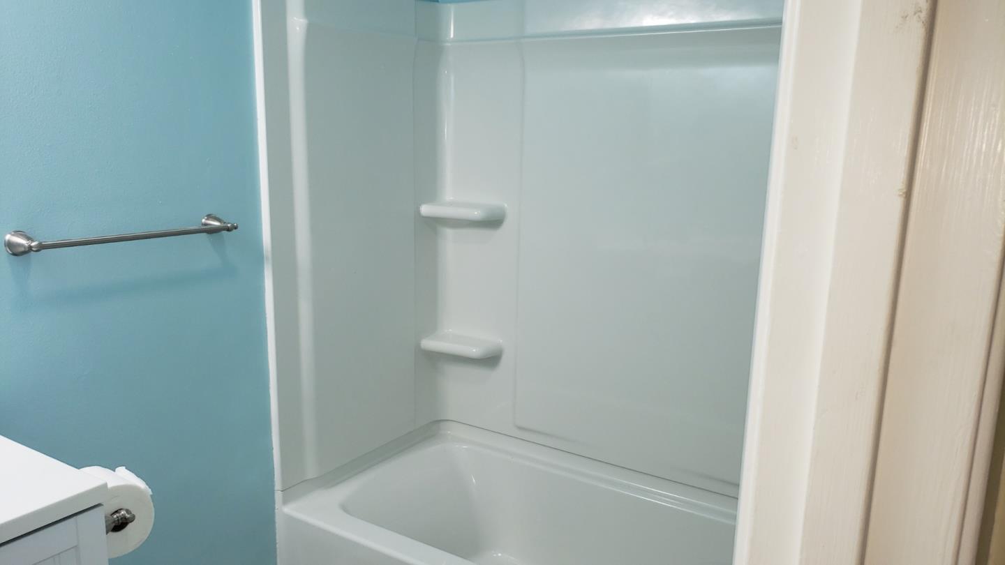 Detail Gallery Image 60 of 82 For 160 Clarendon Rd, Pacifica,  CA 94044 - – Beds | – Baths