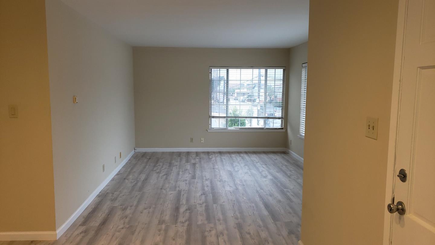 Detail Gallery Image 66 of 82 For 160 Clarendon Rd, Pacifica,  CA 94044 - – Beds | – Baths