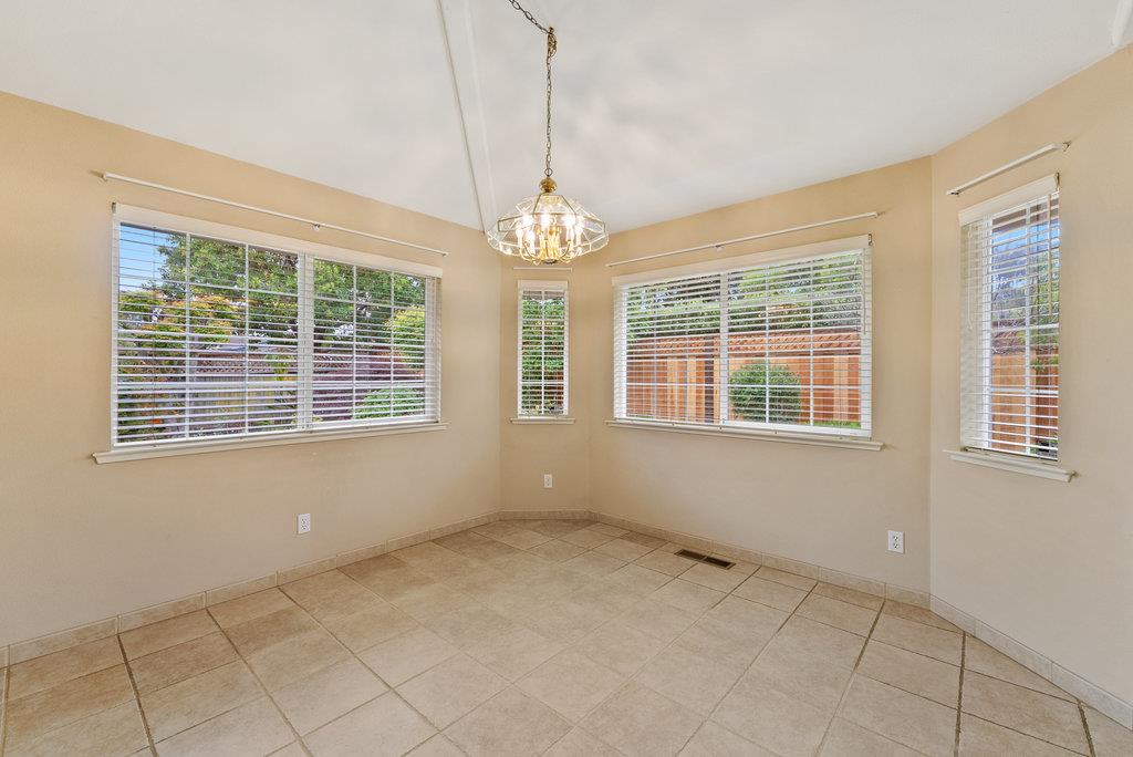Detail Gallery Image 14 of 43 For 721 Paradiso Ct, Soquel,  CA 95073 - 3 Beds | 2/1 Baths