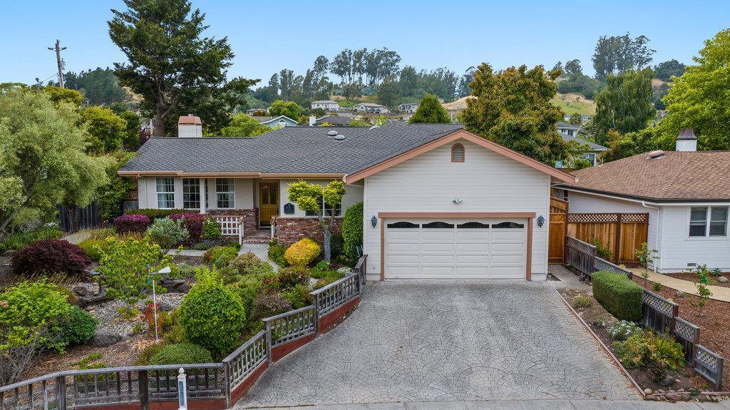 Detail Gallery Image 2 of 43 For 721 Paradiso Ct, Soquel,  CA 95073 - 3 Beds | 2/1 Baths