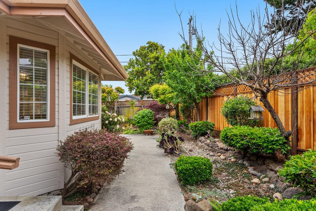 Detail Gallery Image 31 of 43 For 721 Paradiso Ct, Soquel,  CA 95073 - 3 Beds | 2/1 Baths