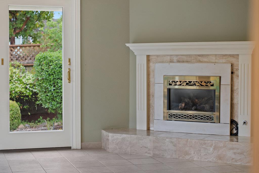 Detail Gallery Image 8 of 43 For 721 Paradiso Ct, Soquel,  CA 95073 - 3 Beds | 2/1 Baths