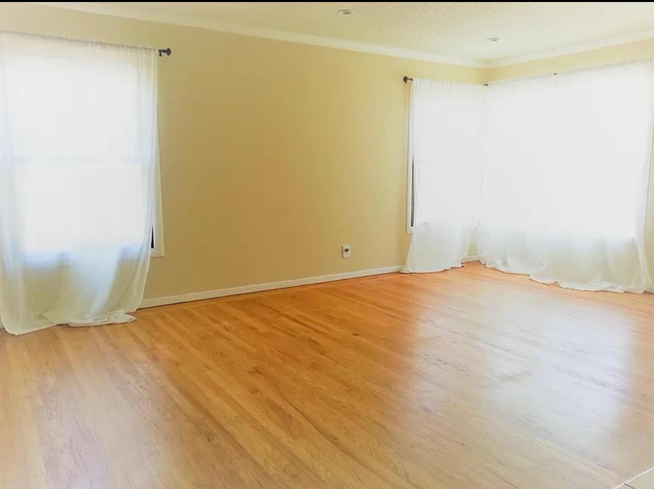 Detail Gallery Image 7 of 10 For Wisteria Dr, East Palo Alto,  CA 94303 - 3 Beds | 1 Baths