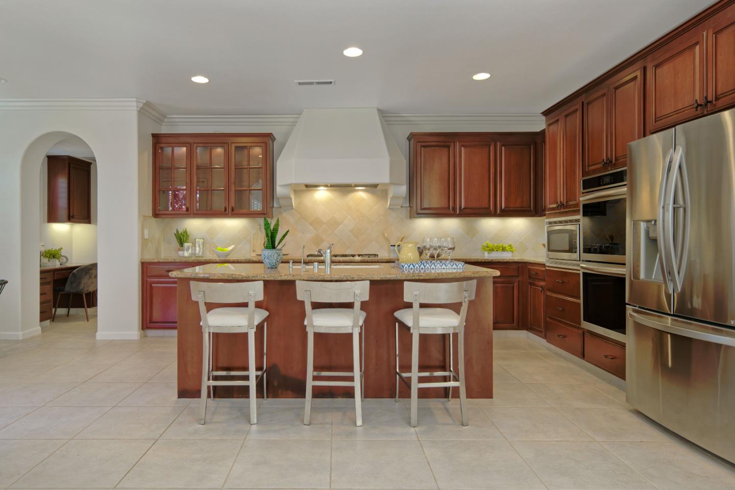 Detail Gallery Image 13 of 80 For 7160 Eagle Ridge Dr, Gilroy,  CA 95020 - 4 Beds | 3 Baths