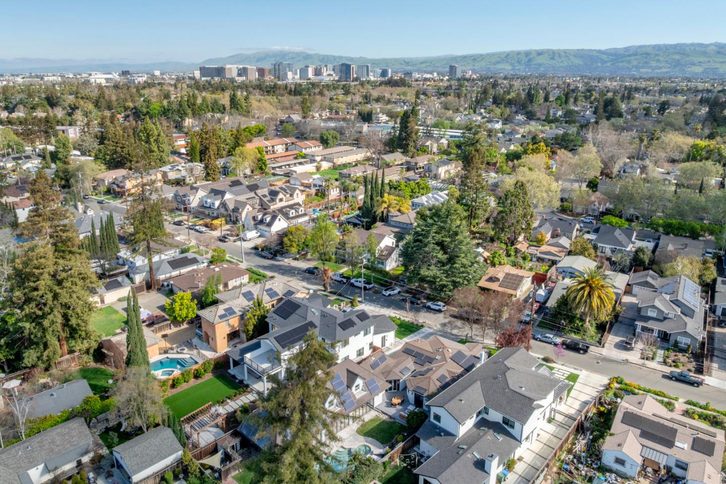 Detail Gallery Image 68 of 78 For 1279 Curtiss Ave, San Jose,  CA 95125 - 6 Beds | 3/1 Baths