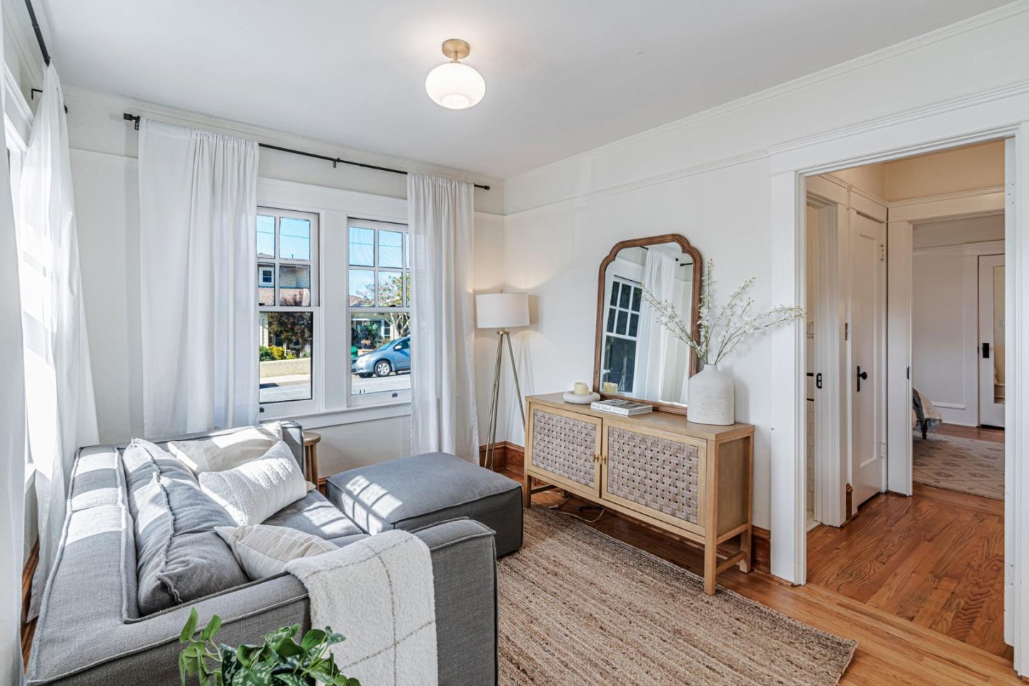 Detail Gallery Image 14 of 65 For 501 7th St, Pacific Grove,  CA 93950 - 2 Beds | 2 Baths