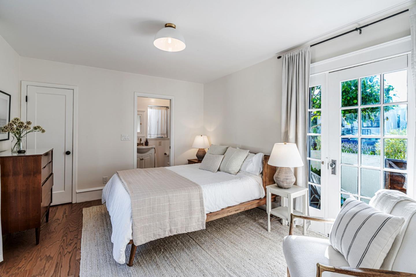 Detail Gallery Image 27 of 65 For 501 7th St, Pacific Grove,  CA 93950 - 2 Beds | 2 Baths