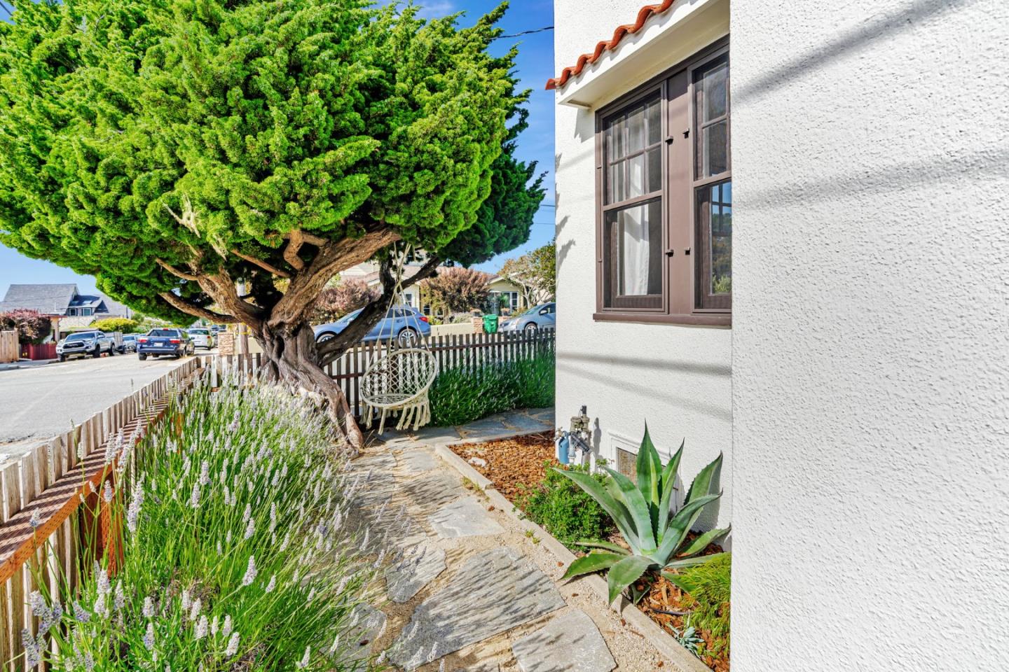 Detail Gallery Image 47 of 65 For 501 7th St, Pacific Grove,  CA 93950 - 2 Beds | 2 Baths