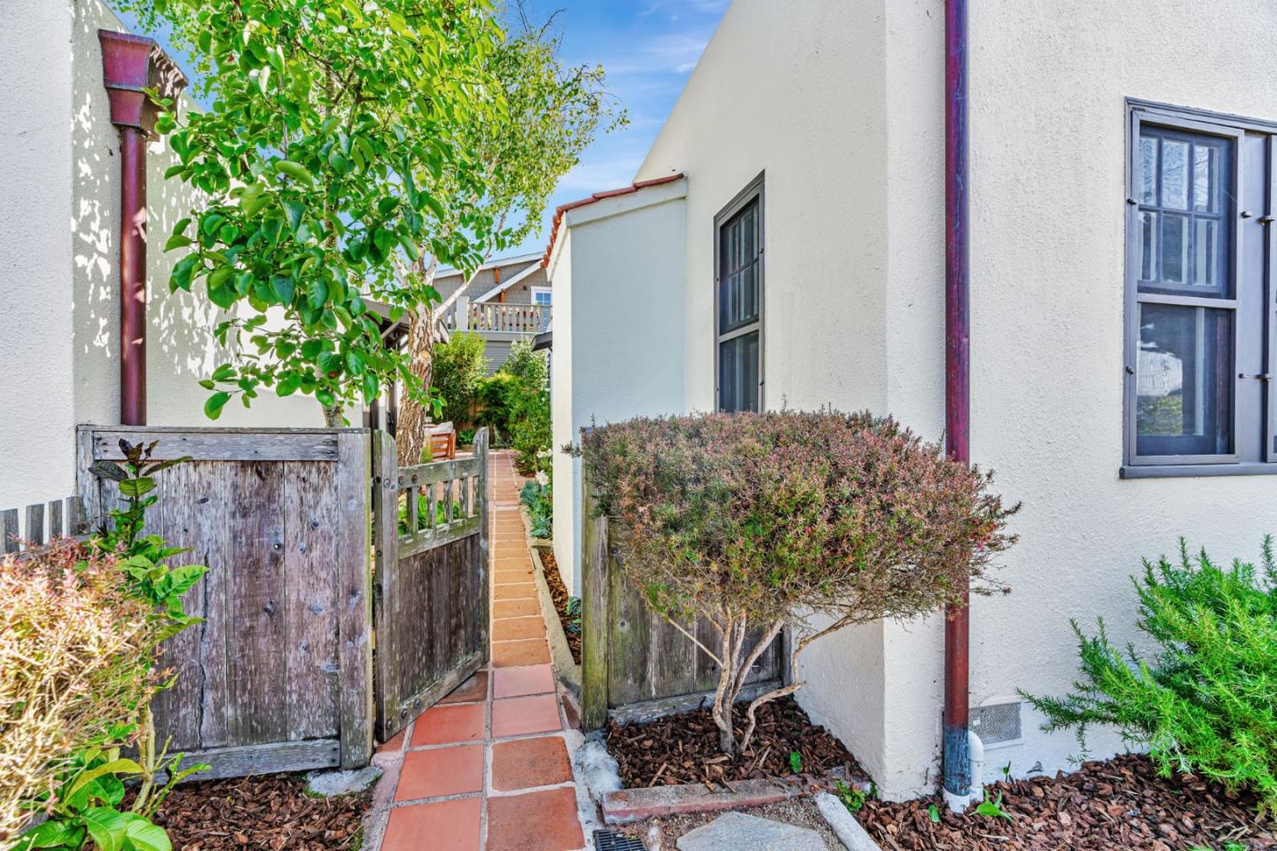 Detail Gallery Image 52 of 65 For 501 7th St, Pacific Grove,  CA 93950 - 2 Beds | 2 Baths