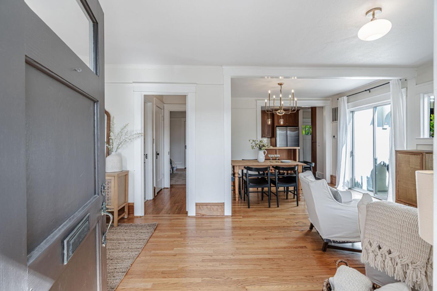 Detail Gallery Image 7 of 65 For 501 7th St, Pacific Grove,  CA 93950 - 2 Beds | 2 Baths