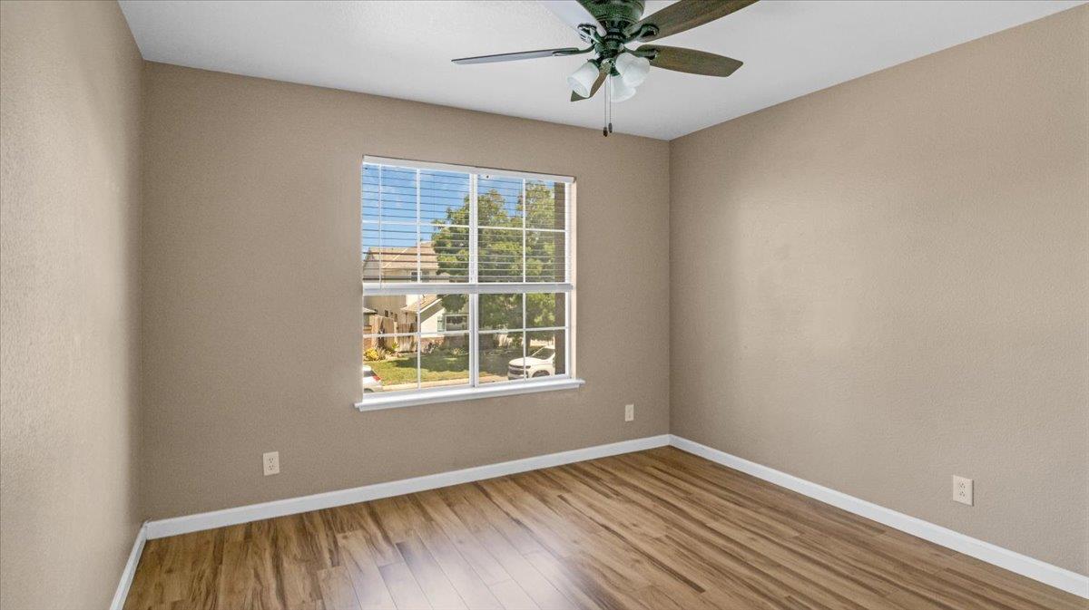 Detail Gallery Image 30 of 50 For 717 Mallard Dr, Los Banos,  CA 93635 - 6 Beds | 3 Baths