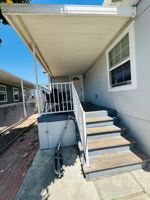 Detail Gallery Image 2 of 20 For 655 S. 34th St #15,  San Jose,  CA 95116 - 3 Beds | 2 Baths