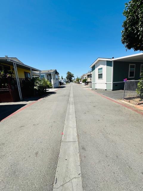 Detail Gallery Image 3 of 20 For 655 S. 34th St #15,  San Jose,  CA 95116 - 3 Beds | 2 Baths