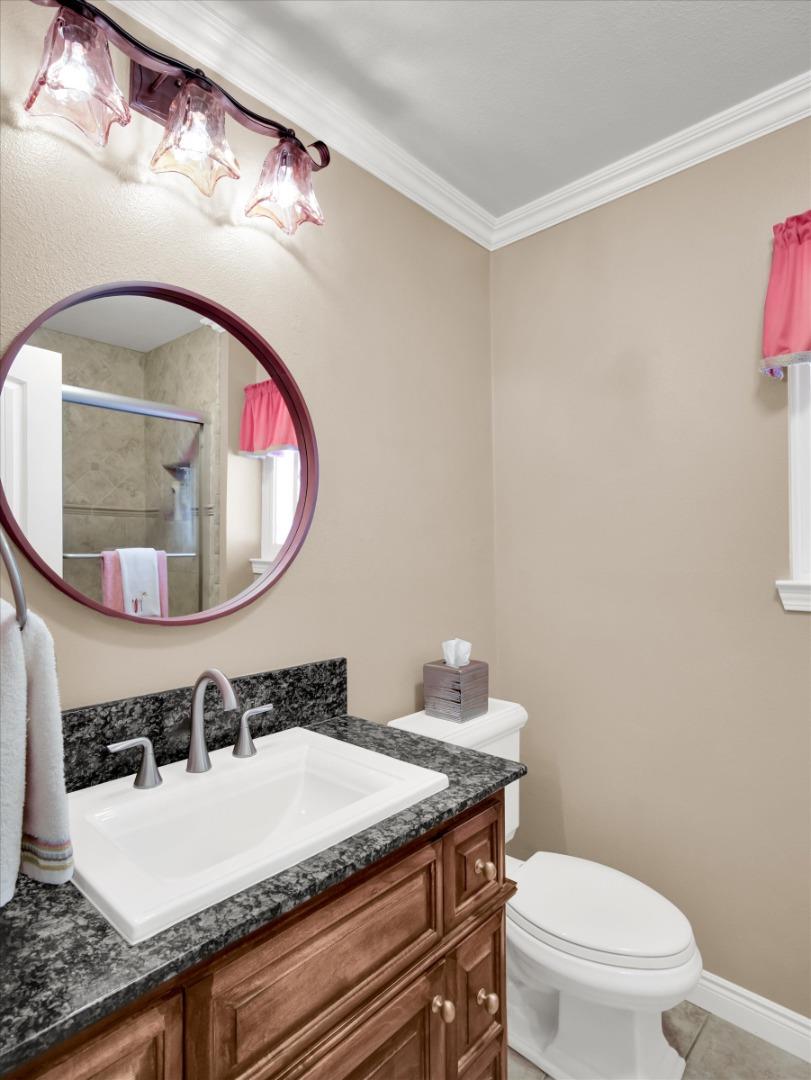 Detail Gallery Image 25 of 51 For 2259 S Ham Ln, Lodi,  CA 95242 - 4 Beds | 3 Baths