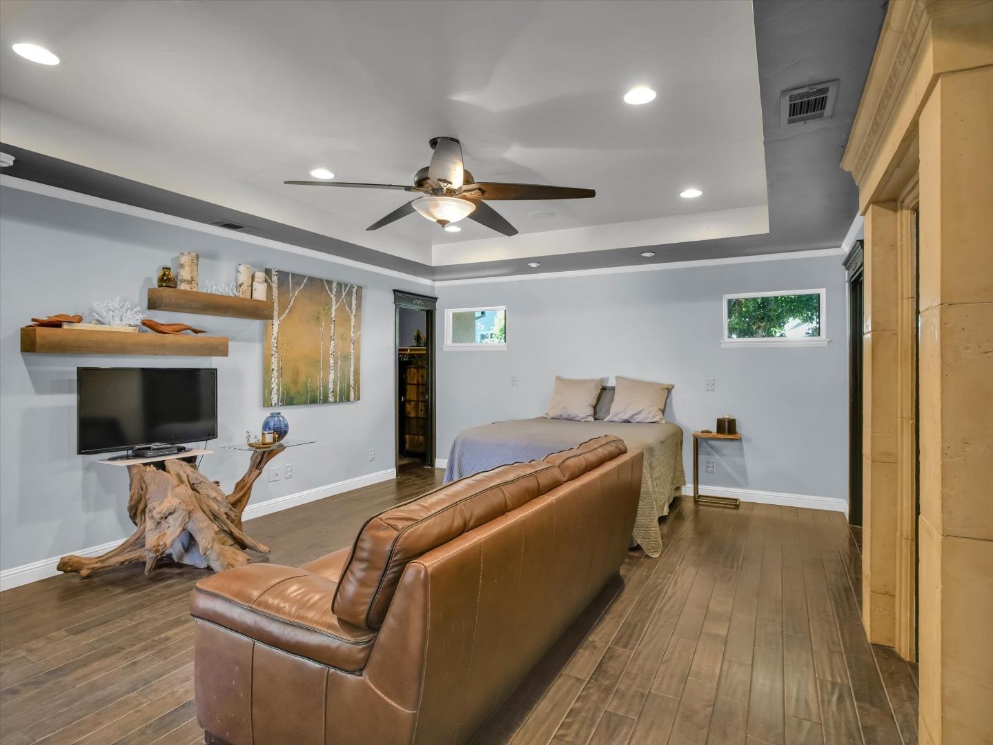 Detail Gallery Image 33 of 51 For 2259 S Ham Ln, Lodi,  CA 95242 - 4 Beds | 3 Baths