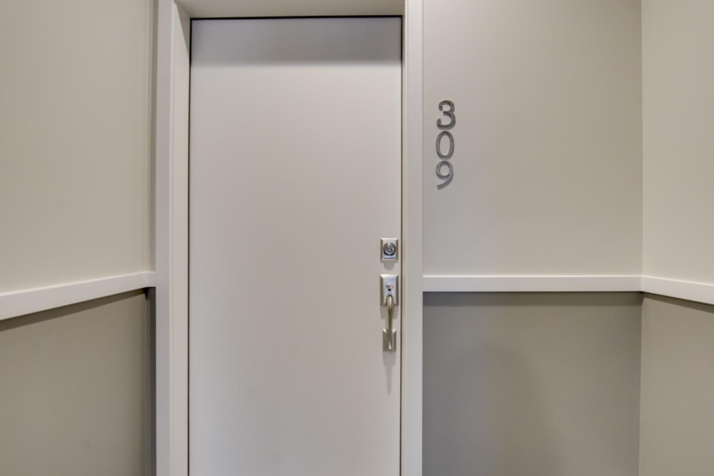 Detail Gallery Image 12 of 17 For 400 San Benito St #309,  Hollister,  CA 95023 - 1 Beds | 1 Baths