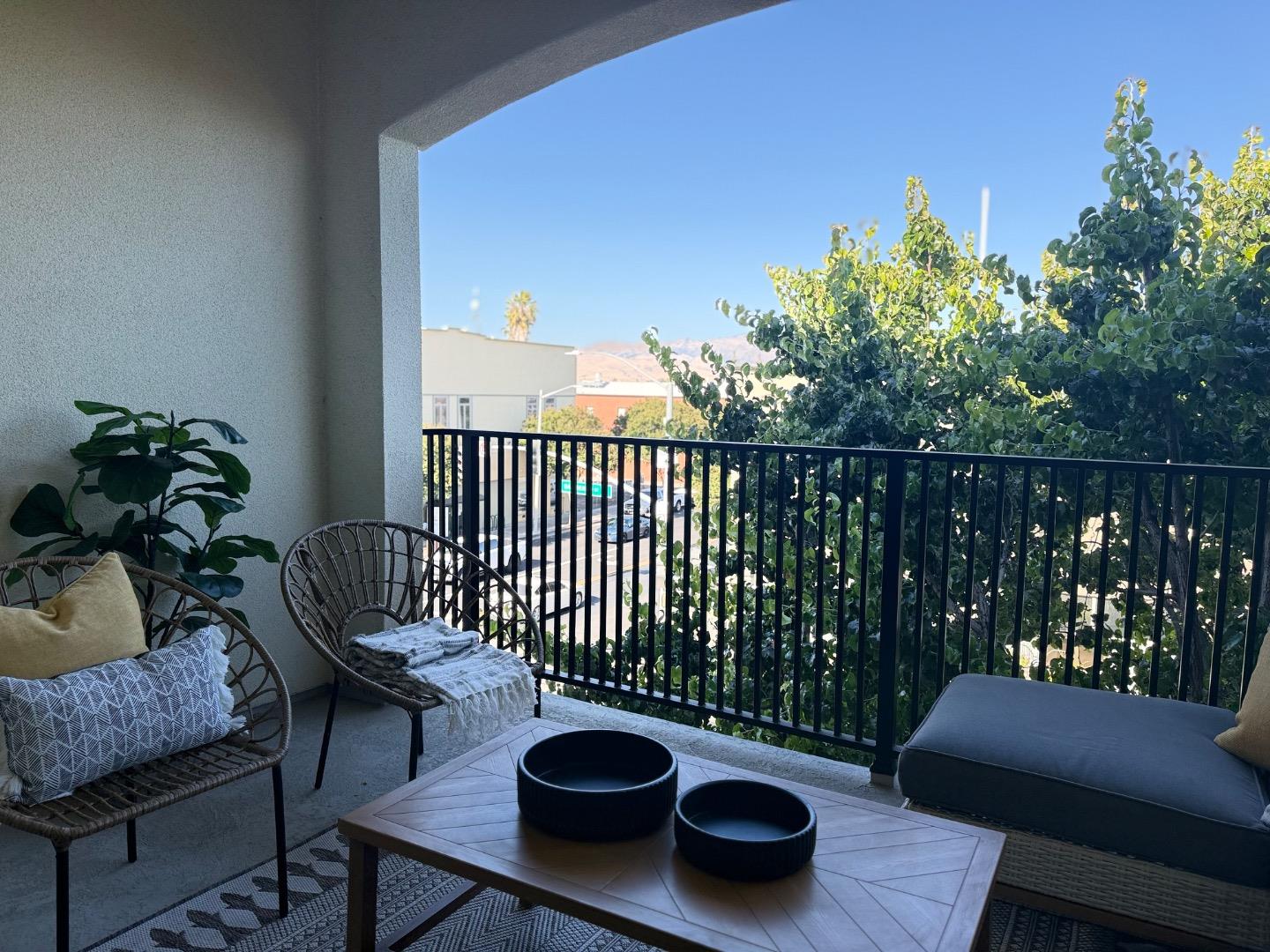 Detail Gallery Image 3 of 17 For 400 San Benito St #309,  Hollister,  CA 95023 - 1 Beds | 1 Baths