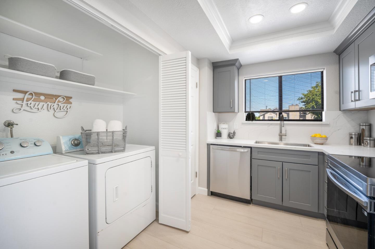 Detail Gallery Image 12 of 26 For 63 Rancho Dr, San Jose,  CA 95111 - 2 Beds | 2 Baths