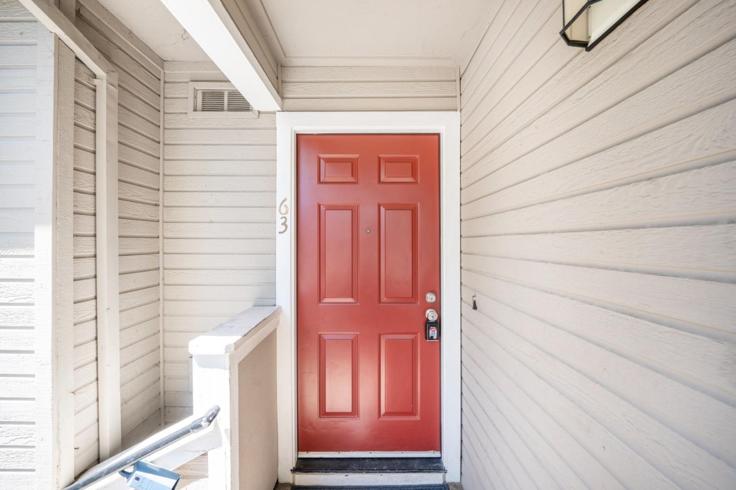 Detail Gallery Image 3 of 26 For 63 Rancho Dr, San Jose,  CA 95111 - 2 Beds | 2 Baths