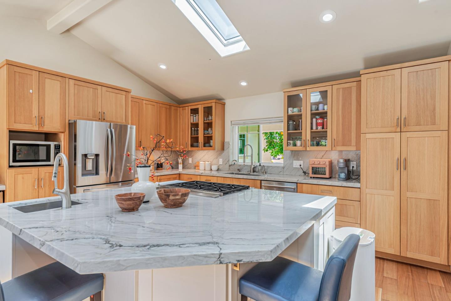 Detail Gallery Image 10 of 69 For 1151 Doralee Way, San Jose,  CA 95125 - 4 Beds | 2/1 Baths