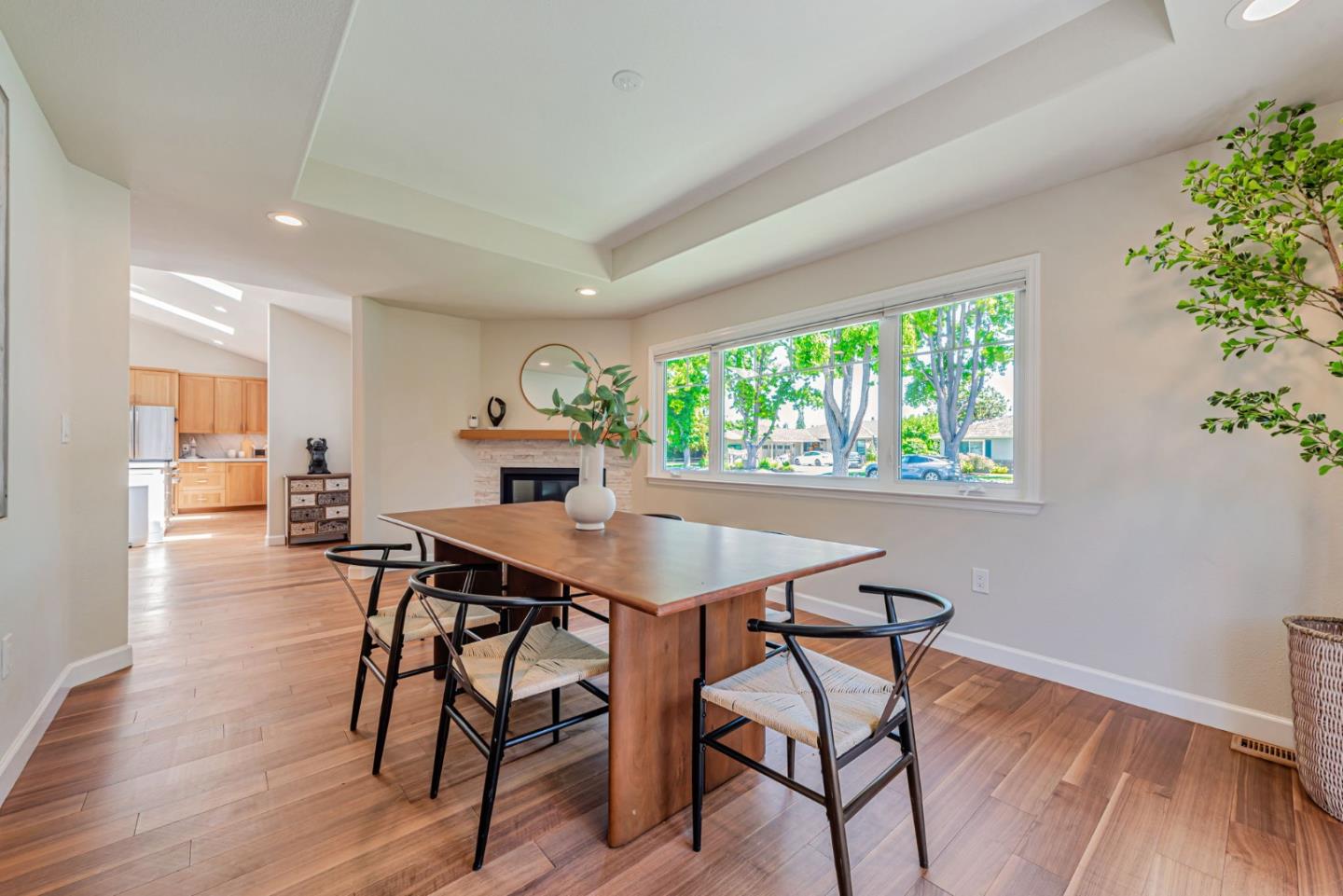 Detail Gallery Image 19 of 69 For 1151 Doralee Way, San Jose,  CA 95125 - 4 Beds | 2/1 Baths