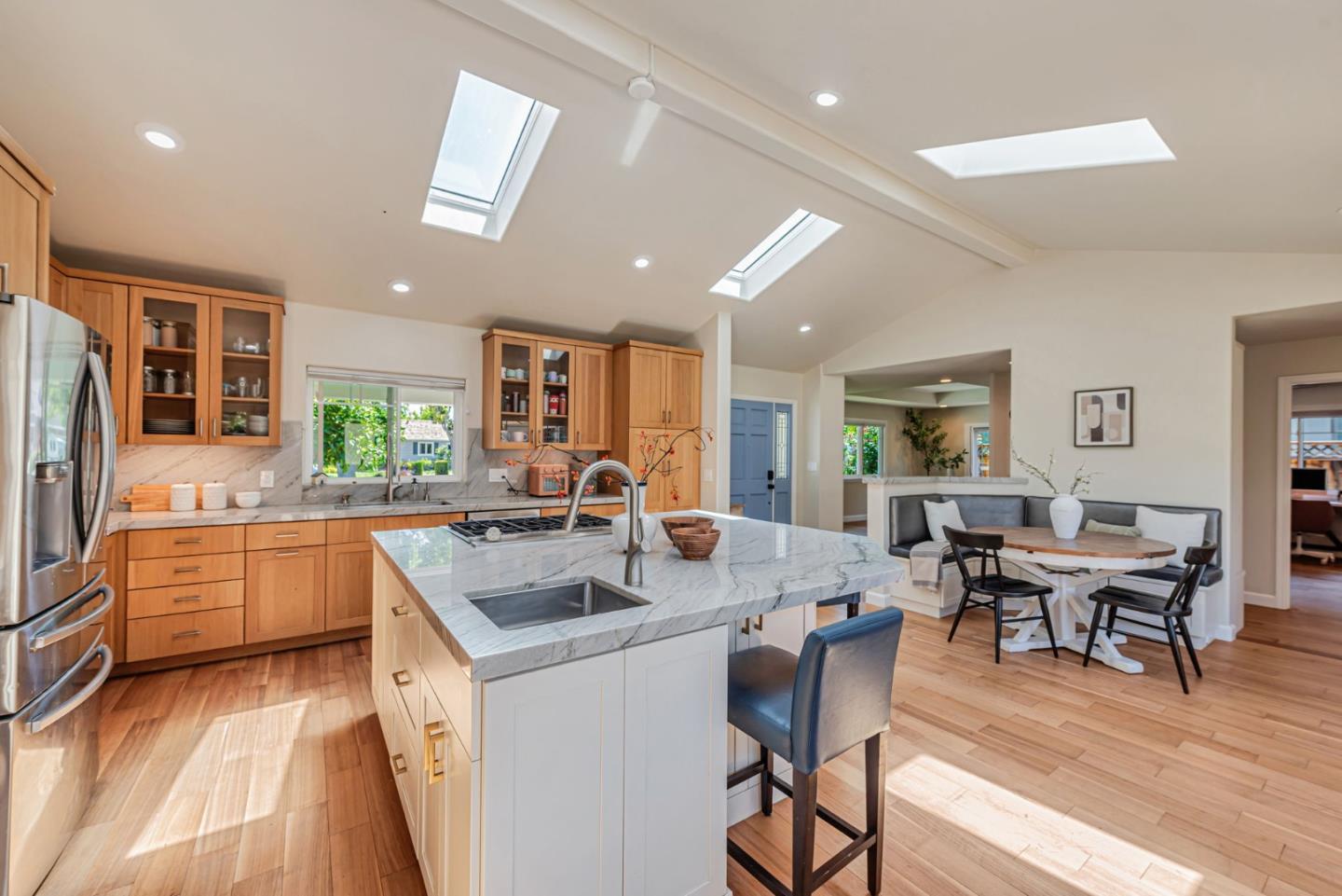 Detail Gallery Image 9 of 69 For 1151 Doralee Way, San Jose,  CA 95125 - 4 Beds | 2/1 Baths