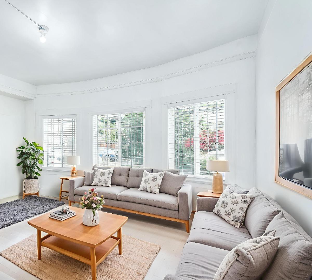 Detail Gallery Image 2 of 42 For 2737 12th Ave, Oakland,  CA 94606 - – Beds | – Baths