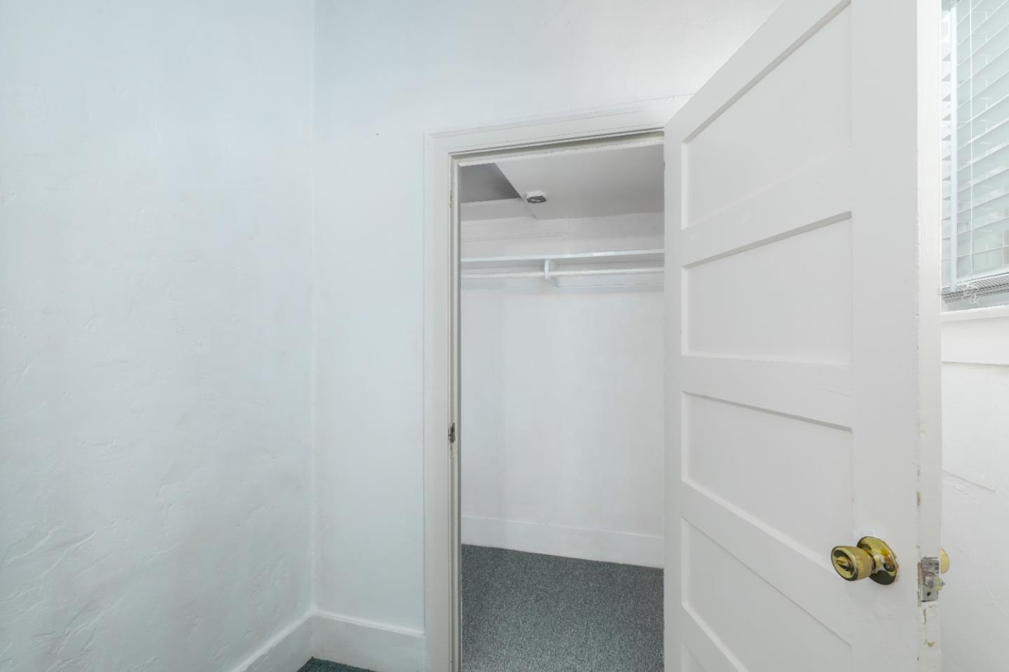 Detail Gallery Image 25 of 42 For 2737 12th Ave, Oakland,  CA 94606 - – Beds | – Baths