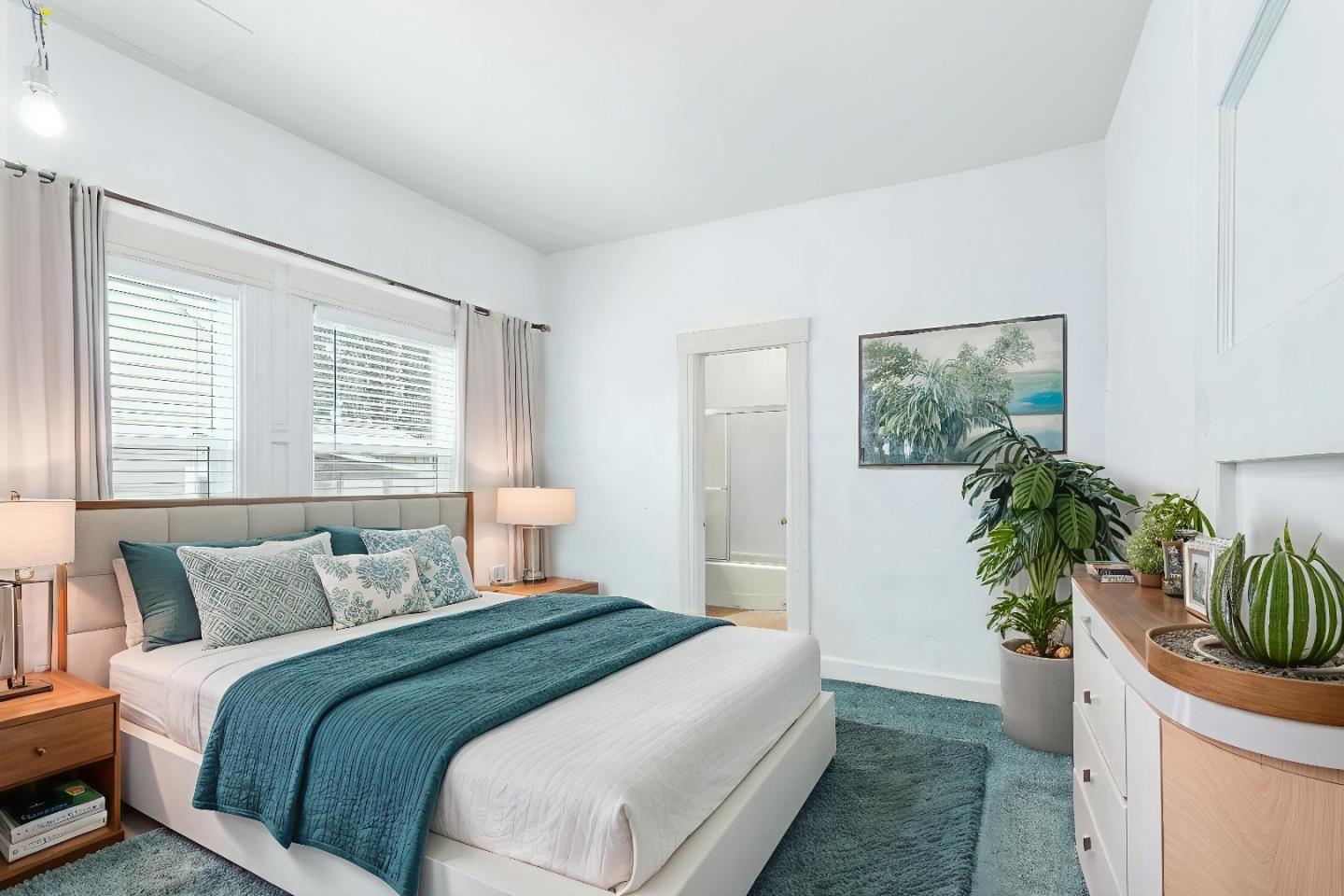 Detail Gallery Image 3 of 42 For 2737 12th Ave, Oakland,  CA 94606 - – Beds | – Baths