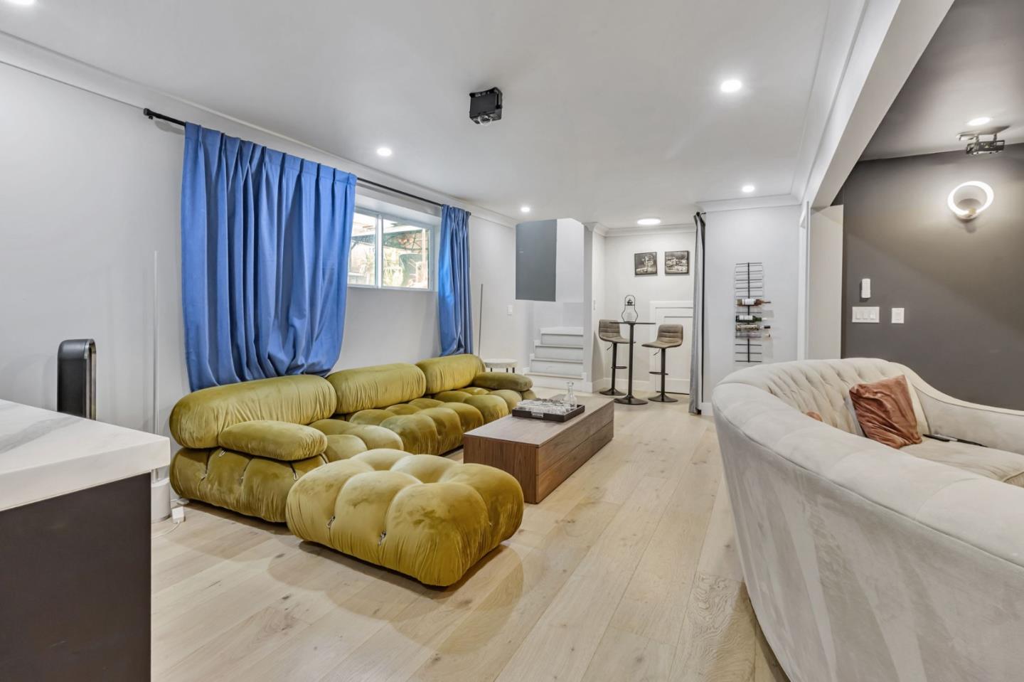 Detail Gallery Image 17 of 38 For 209 Race St, San Jose,  CA 95126 - 4 Beds | 2/1 Baths