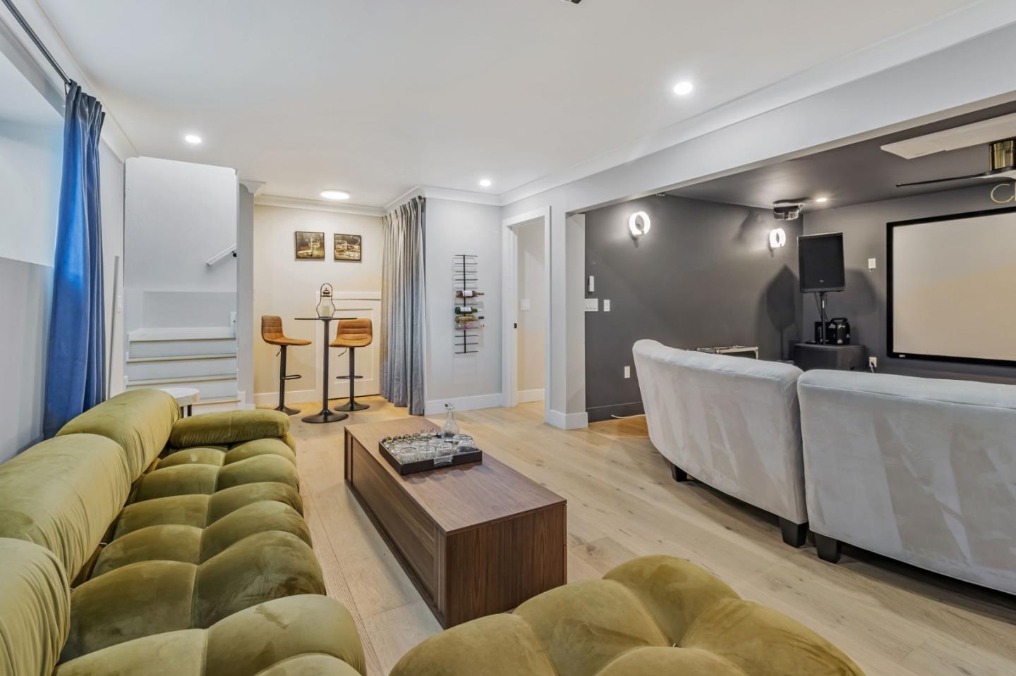 Detail Gallery Image 21 of 38 For 209 Race St, San Jose,  CA 95126 - 4 Beds | 2/1 Baths