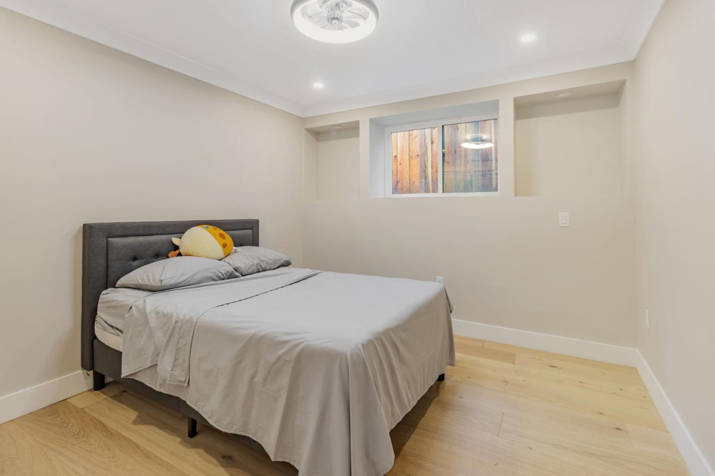 Detail Gallery Image 25 of 38 For 209 Race St, San Jose,  CA 95126 - 4 Beds | 2/1 Baths
