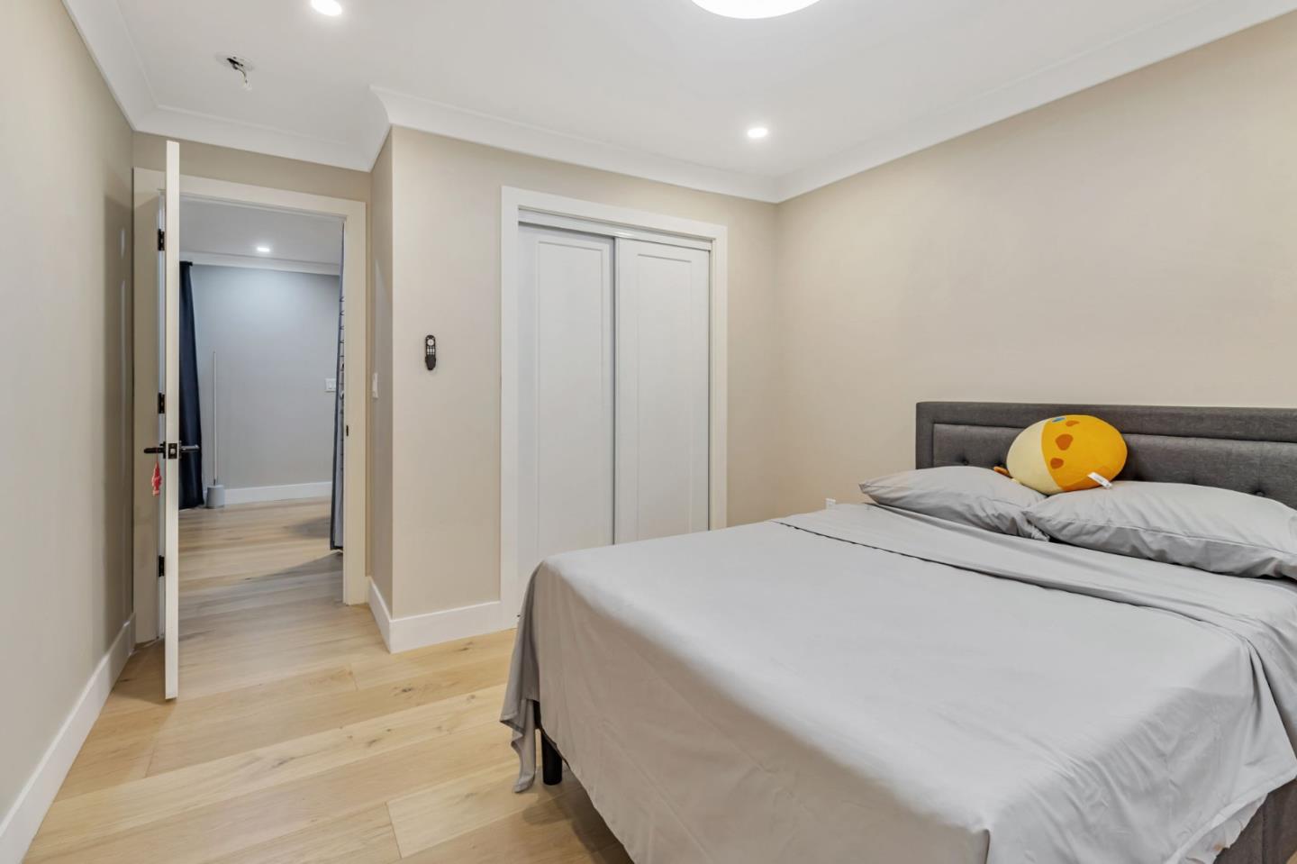 Detail Gallery Image 26 of 38 For 209 Race St, San Jose,  CA 95126 - 4 Beds | 2/1 Baths